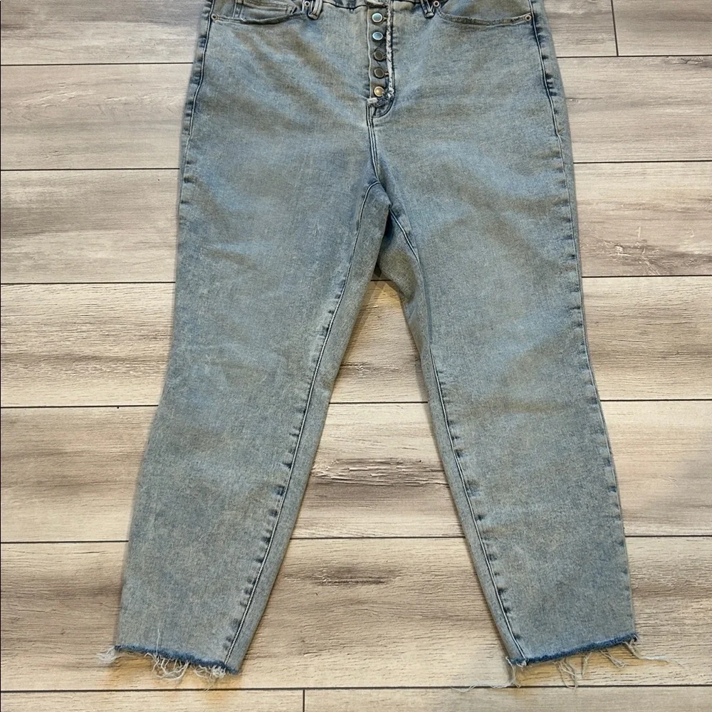 Good American acid wash skinny ankle jeans button fly size 16 plus